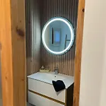 Les Loges Du Theatre Monsigny, Centre-ville Apartment